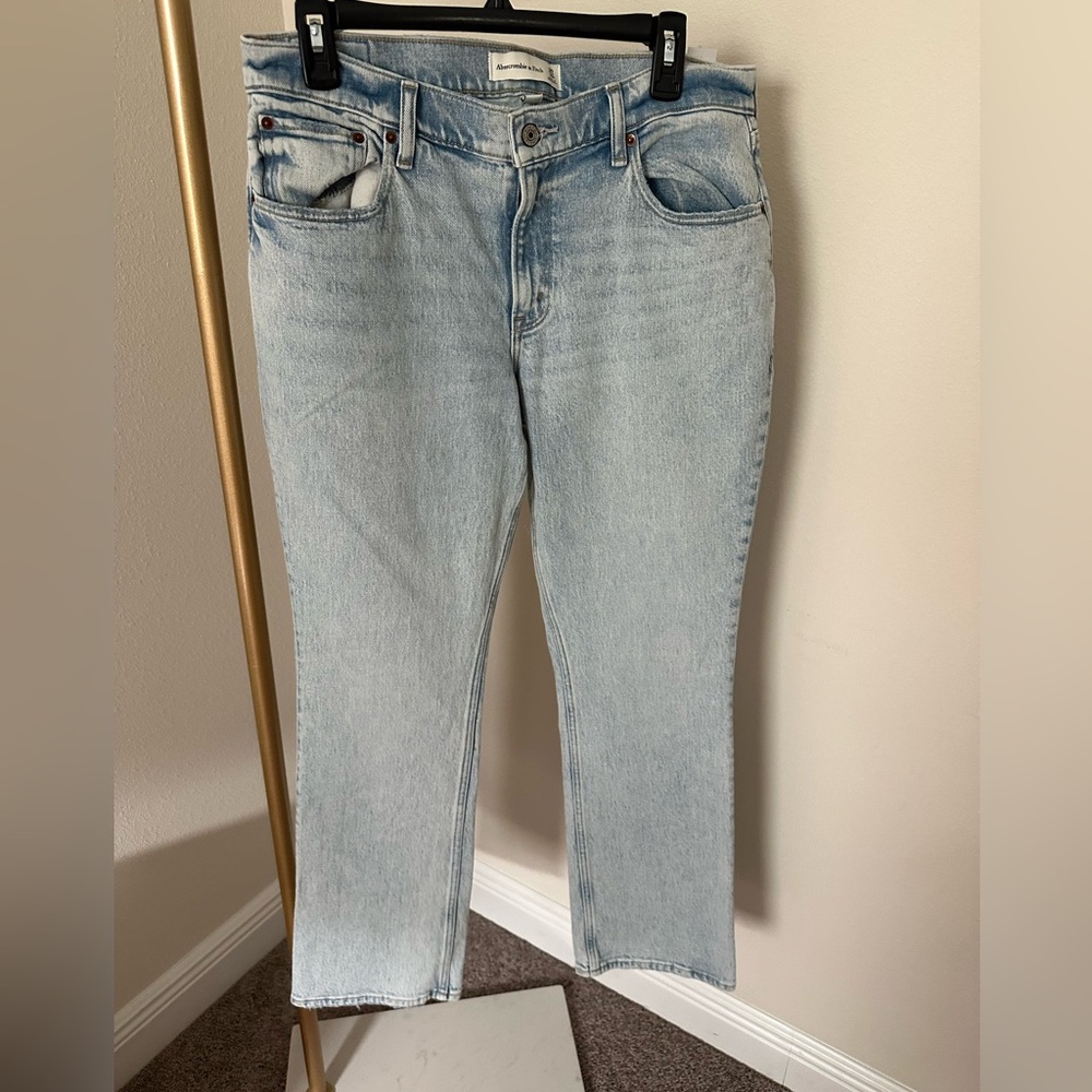 Abercrombie & Fitch Light Wash Denim Jeans